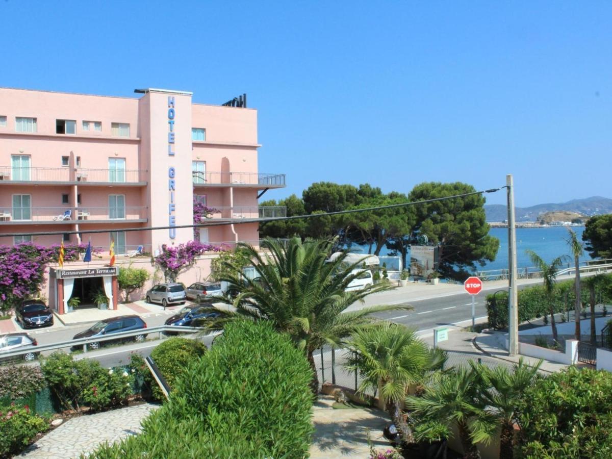 Girona II 1-4 Porta 8 - Apartamento Enfrente De La Playa Grifeu. - Es-228-63 Llanca Exterior photo